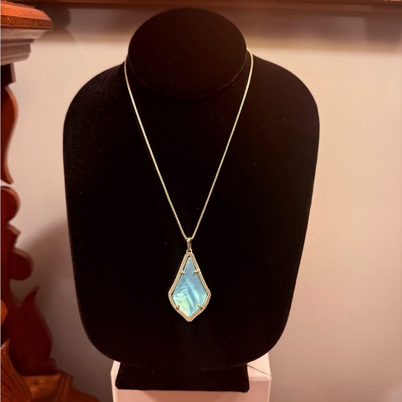 Vintage Kendra Scott Alex Gold Necklace w/ Teal Illusion Stone Adjustable 18” - Picture 2 of 9